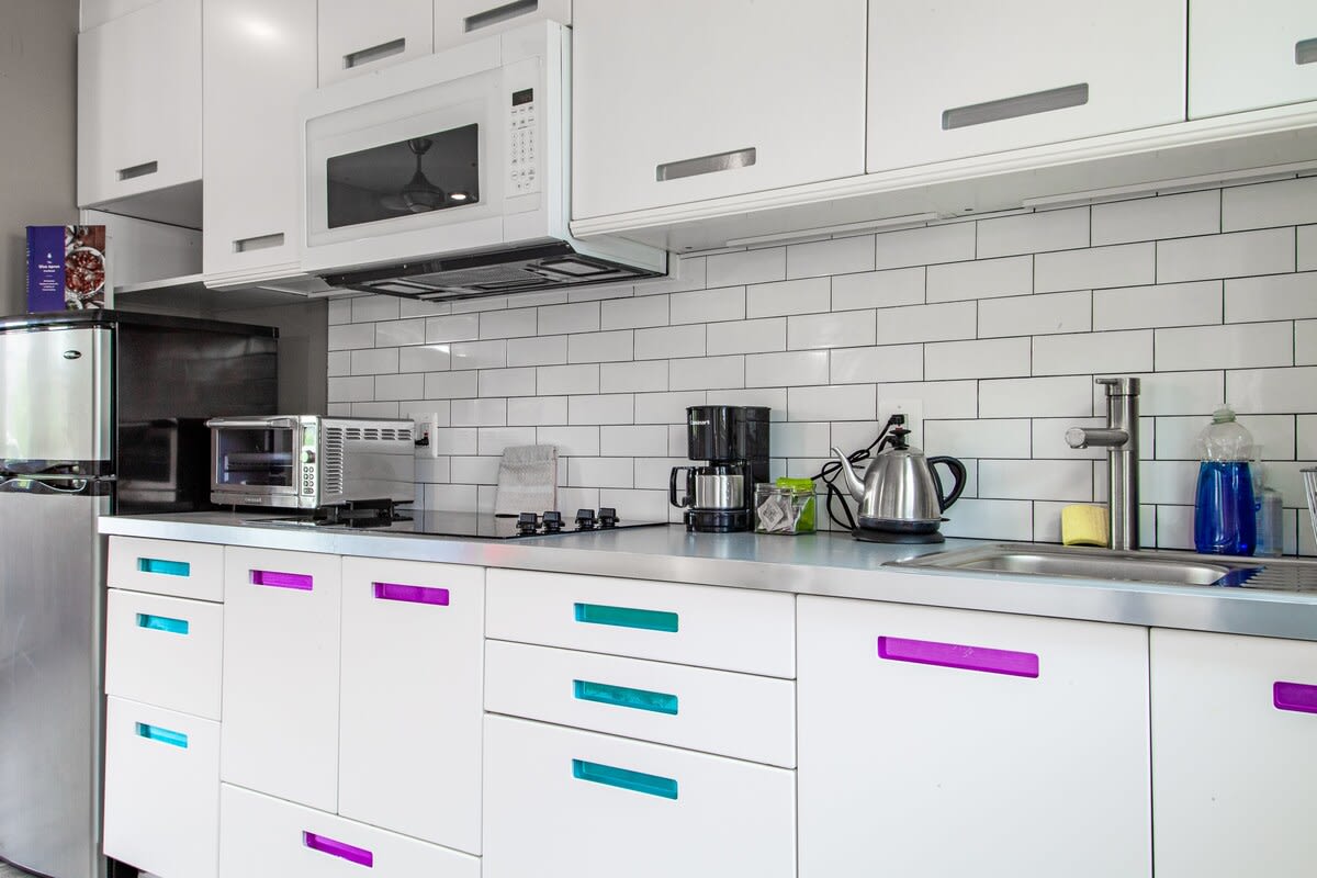 Eastern Market Carriage house efficiency // PRIVACY