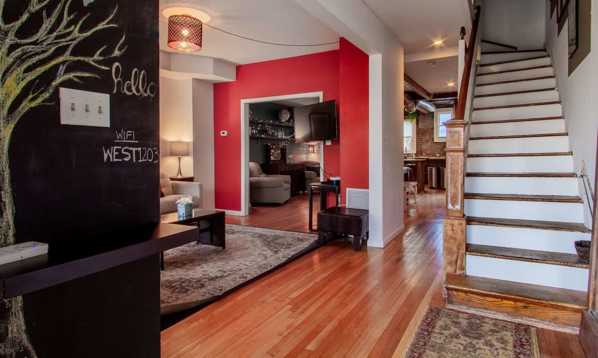 Inviting 3-Lvl DC Townhome ✓Walk to METRO Station & Union Market ✓H Street ✓NoMa ✓Union Station — Washington DC, DC — vacation rental