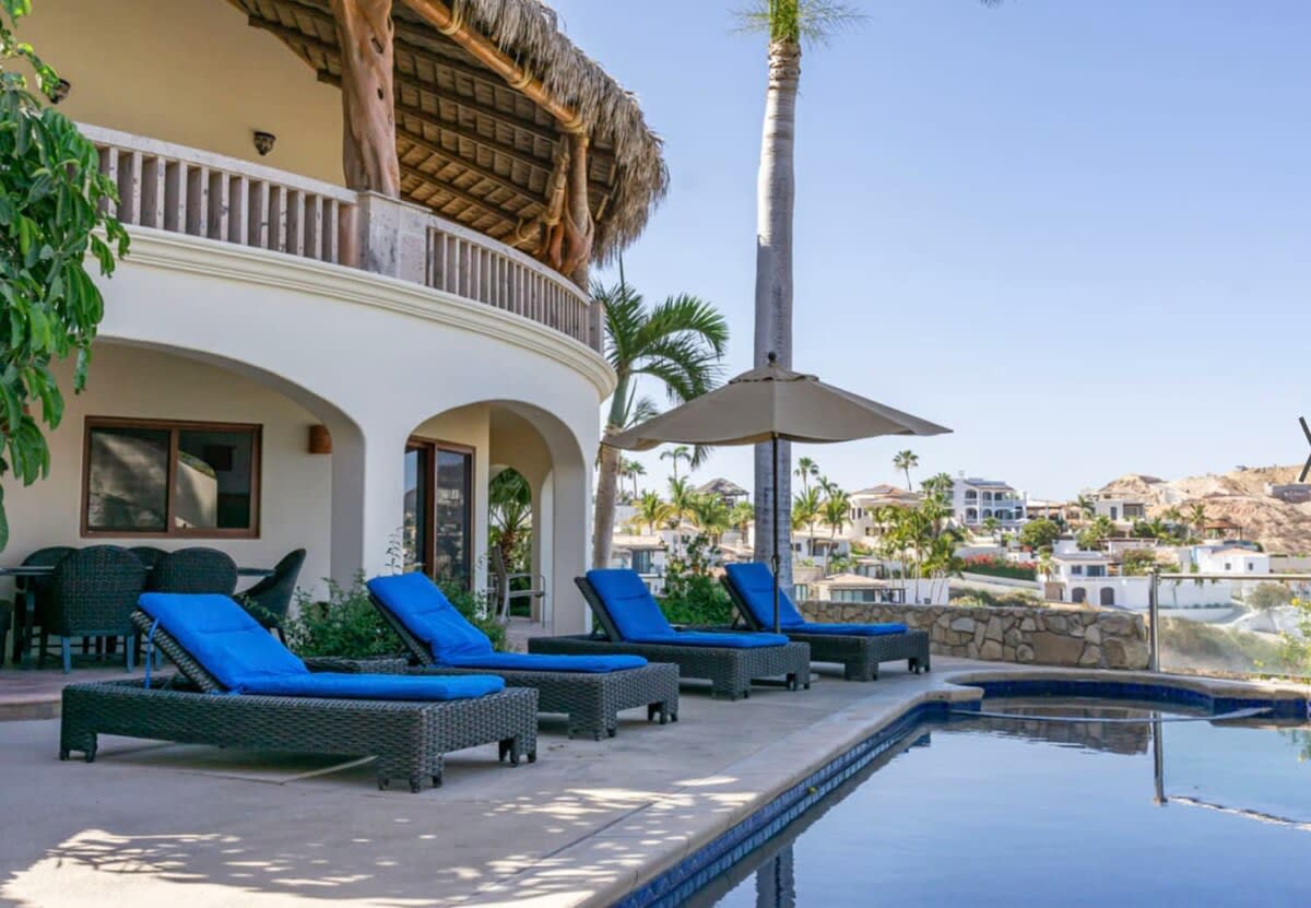 Welcome to Casa Tranquila!Beach front villa W/pool