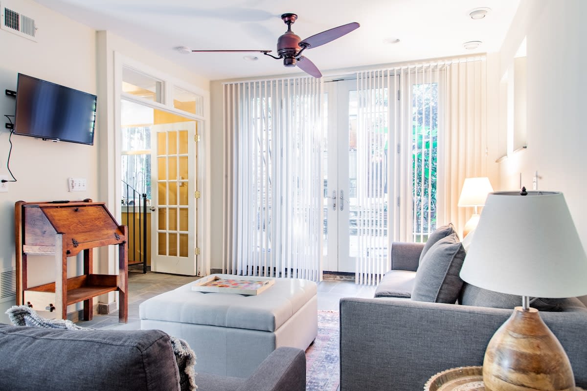 ✧ H St Sanctuary ✧ Capitol Hill Carriage House ✧ — Washington DC, DC — vacation rental