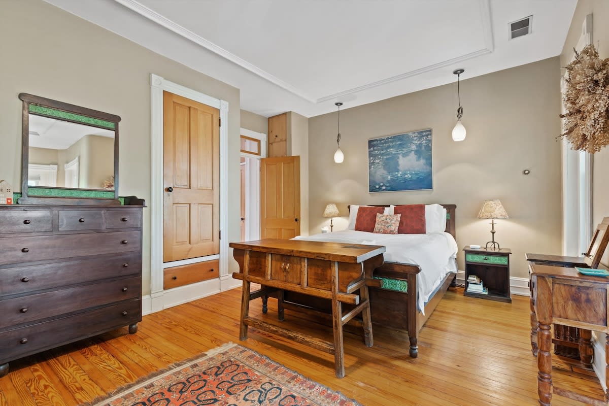 Historic Solar-Powered Townhouse, Walk to - Foto 28