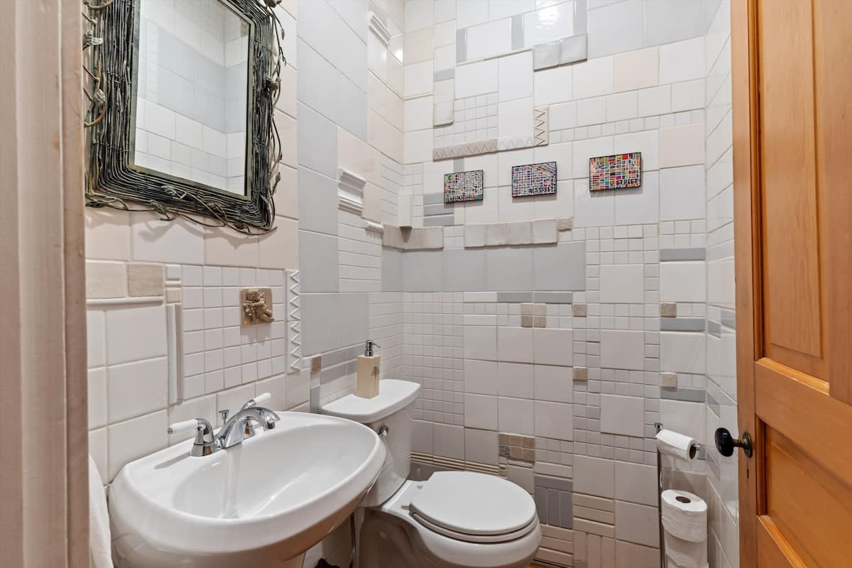 Historic Solar-Powered Townhouse, Walk to - Foto 20
