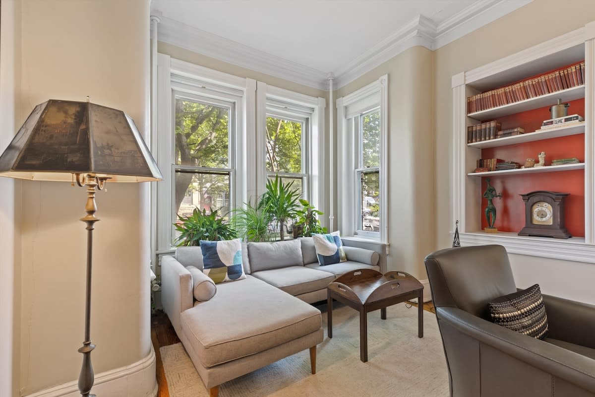 Historic Solar-Powered Townhouse, Walk to - Foto 11