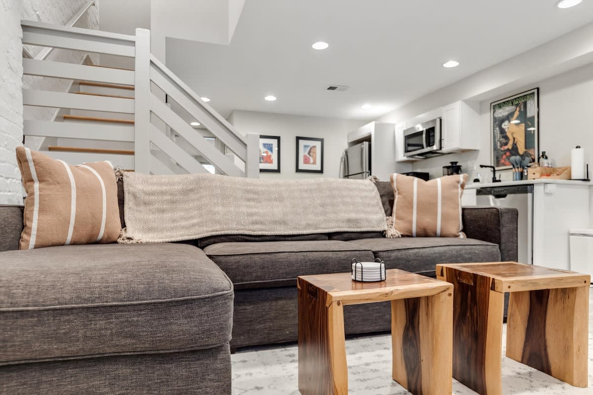 Classy Central DC / Bloomingdale 1-BR Getaway — Washington DC, DC — vacation rental