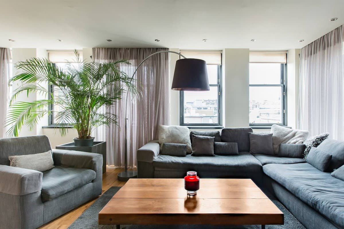 Spacious Property in the Heart of the City in 10 Buchanan Street G1 3LB - Property image 2 - VivreStays