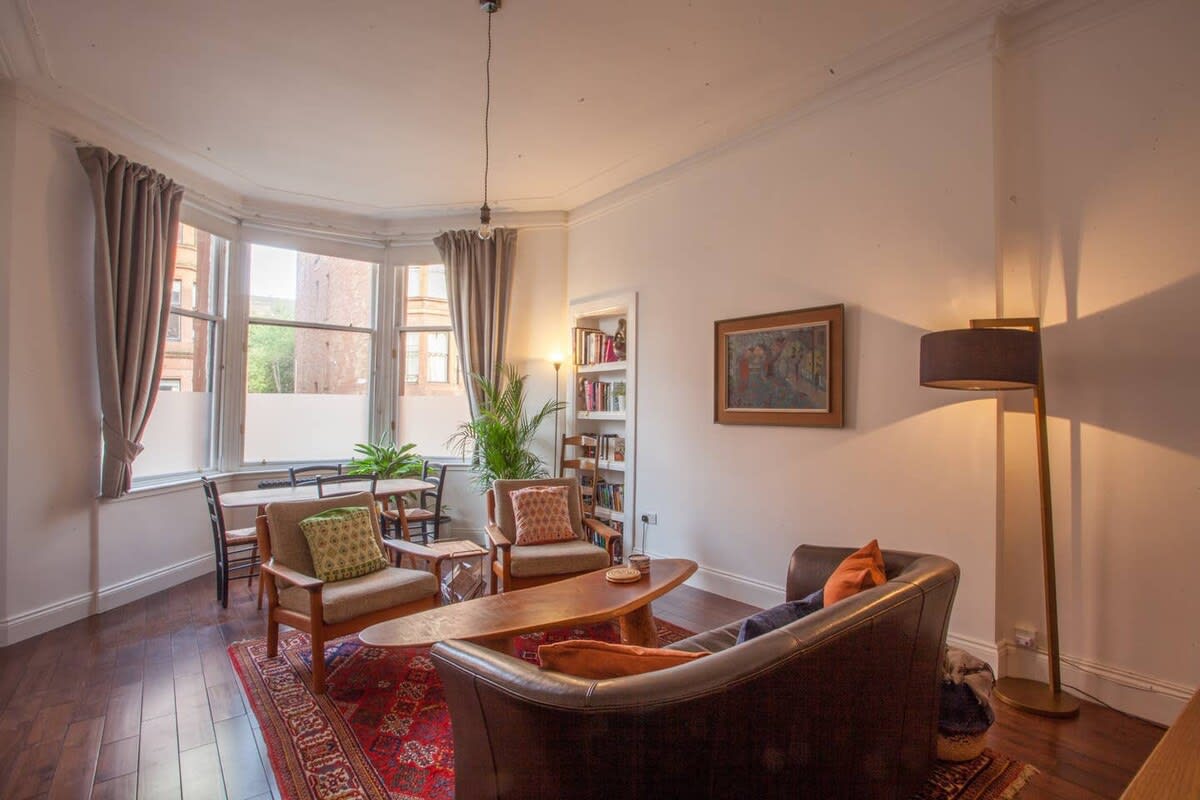 Refurbished West End Flat in Glasgow in 15 Cresswell Street G12 8BY - Property image 4 - VivreStays