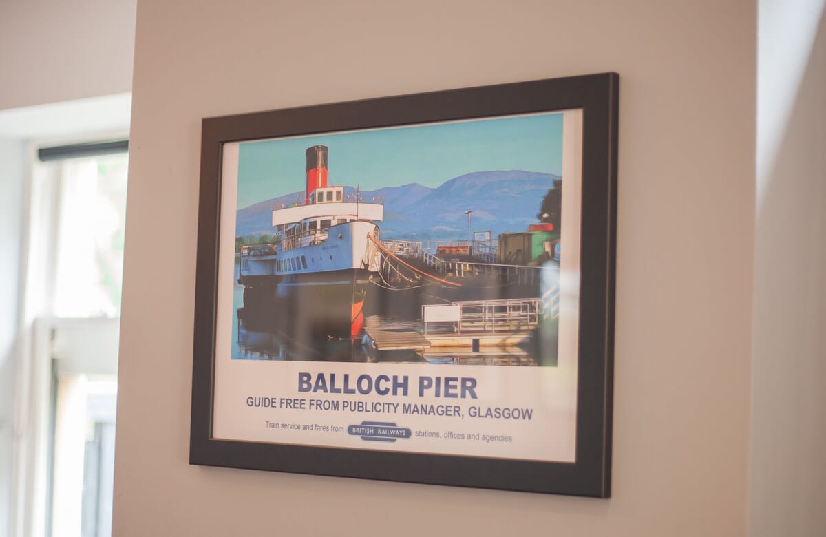 Spacious South Lodge with Hot Tub Balloch in Old Luss Road G83 8QP - Property image 16 - VivreStays