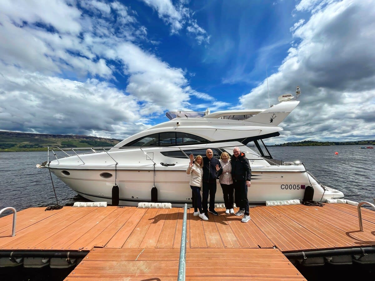 Spacious South Lodge with Hot Tub Balloch in Old Luss Road G83 8QP - Property image 43 - VivreStays