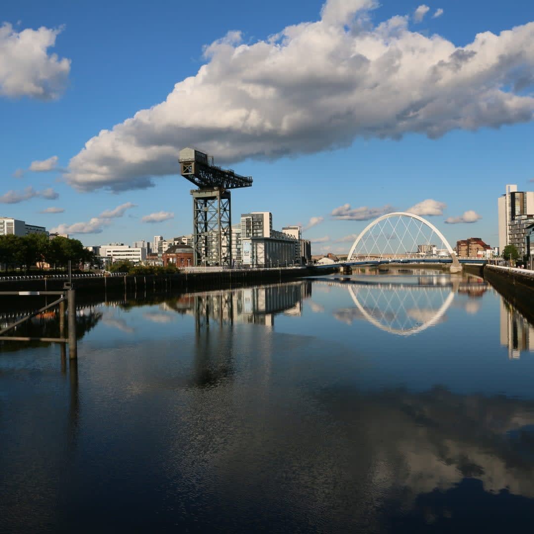 Spacious Apartment with Glasgow Green Views in 39 Greendyke Street G1 5PS - Property image 28 - VivreStays