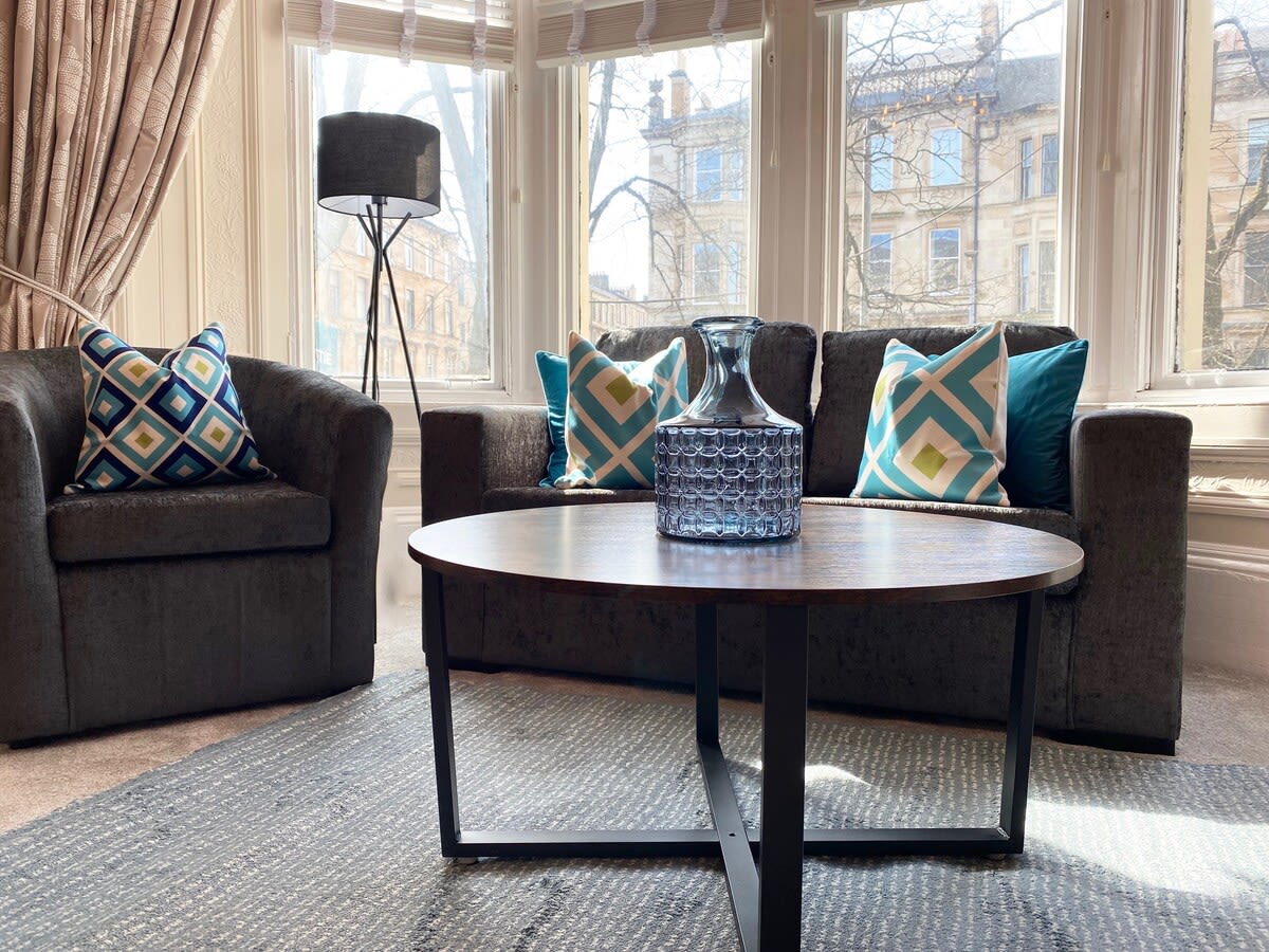 Luxurious Studio in Glasgow's West End in 28 Buckingham Terrace G12 - Property image 2 - VivreStays
