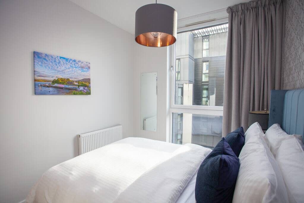 1 Bedroom Apartment in Very Central Location in 21 Oswald Street G1 4PE - Property image 5 - VivreStays
