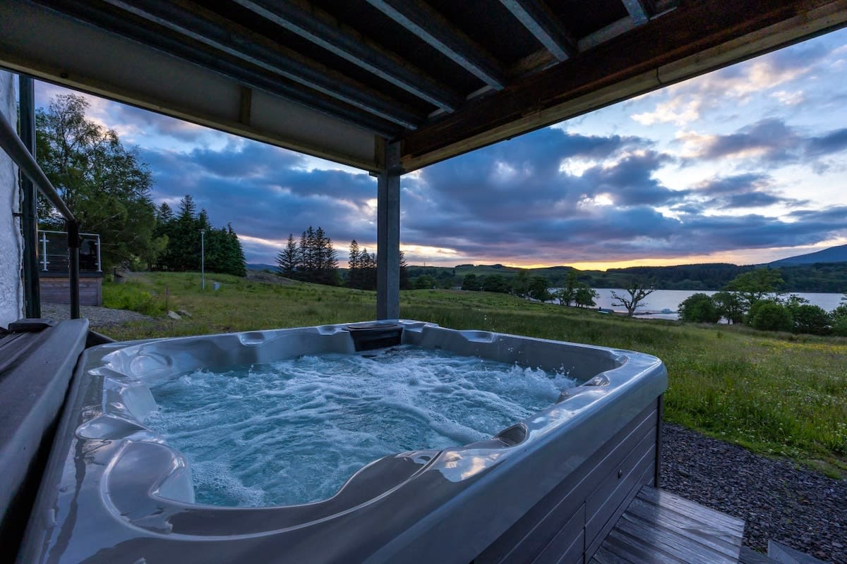 Blar Cottage (Private Sauna + Fast Starlink Wifi) in Rockhill Farm PA33 1BH - Property image 33 - VivreStays