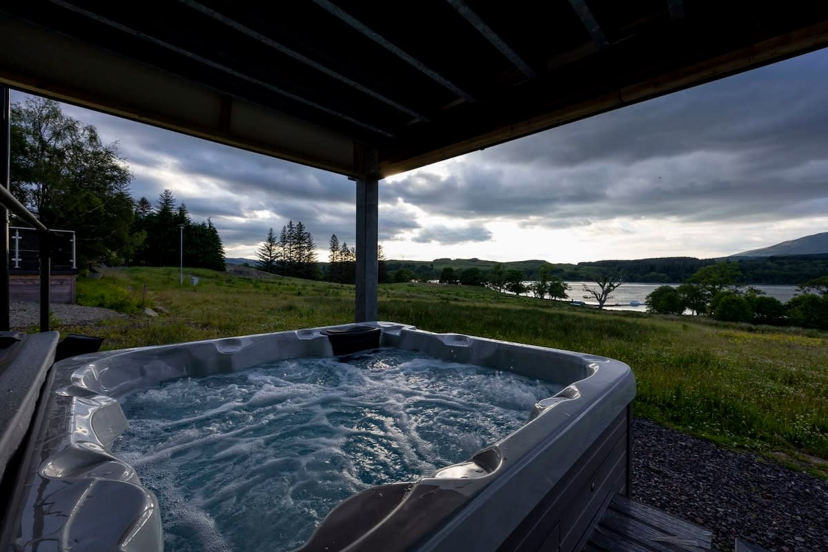 Blar Cottage (Private Sauna + Fast Starlink Wifi) in Rockhill Farm PA33 1BH - Property image 32 - VivreStays
