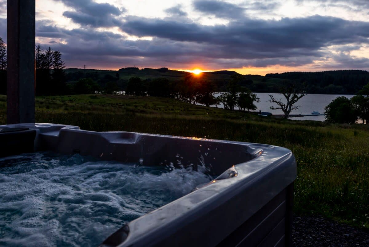 Blar Cottage (Private Sauna + Fast Starlink Wifi) in Rockhill Farm PA33 1BH - Property image 34 - VivreStays