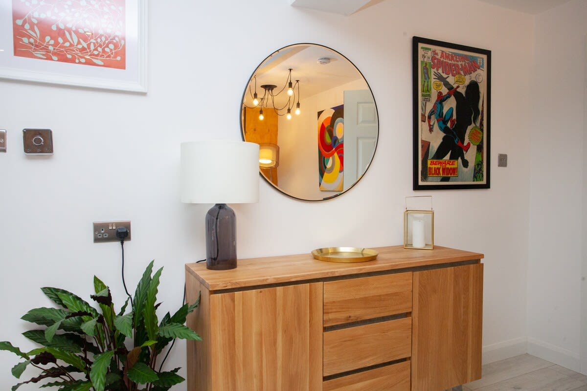 West End Flat with Private Terrace Glasgow in 34 West Prince's Street G4 9BP - Property image 7 - VivreStays