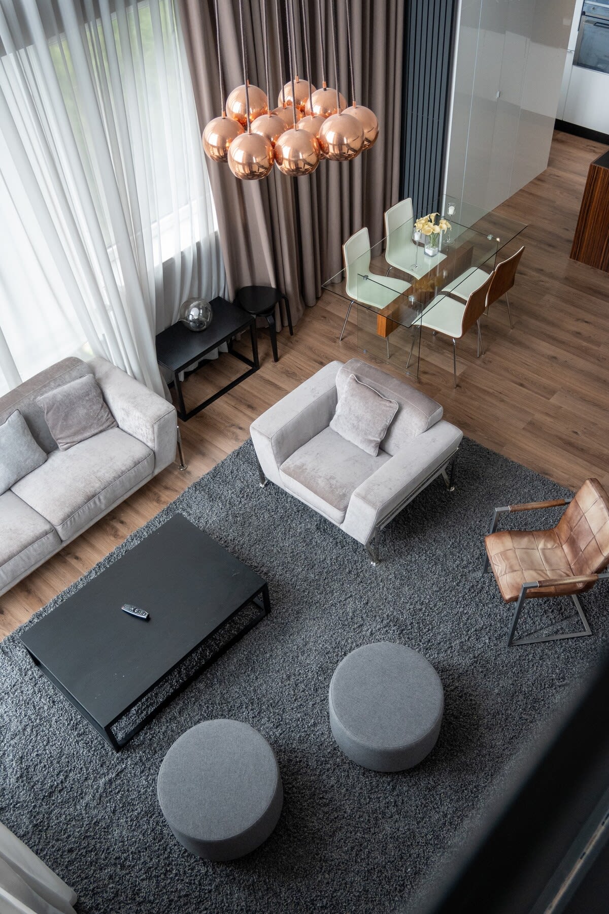 Trendy 3-Bed Flat with River Views Glasgow in 11 Castlebank Place G11 6BJ - Property image 13 - VivreStays