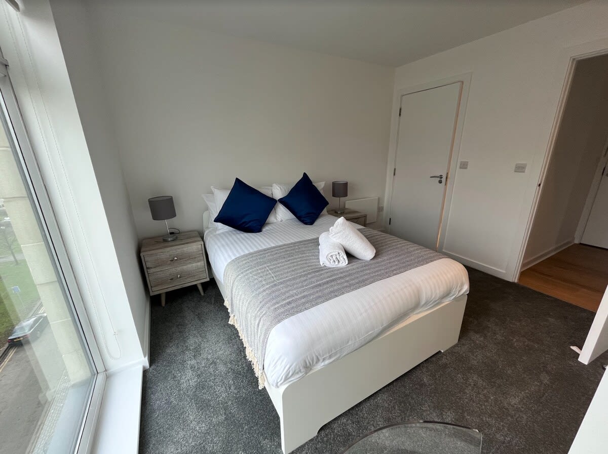 Modern 2 Bedroom Apartment in Glasgow Harbour Terraces 357 G11 6EB - Property image 9 - VivreStays
