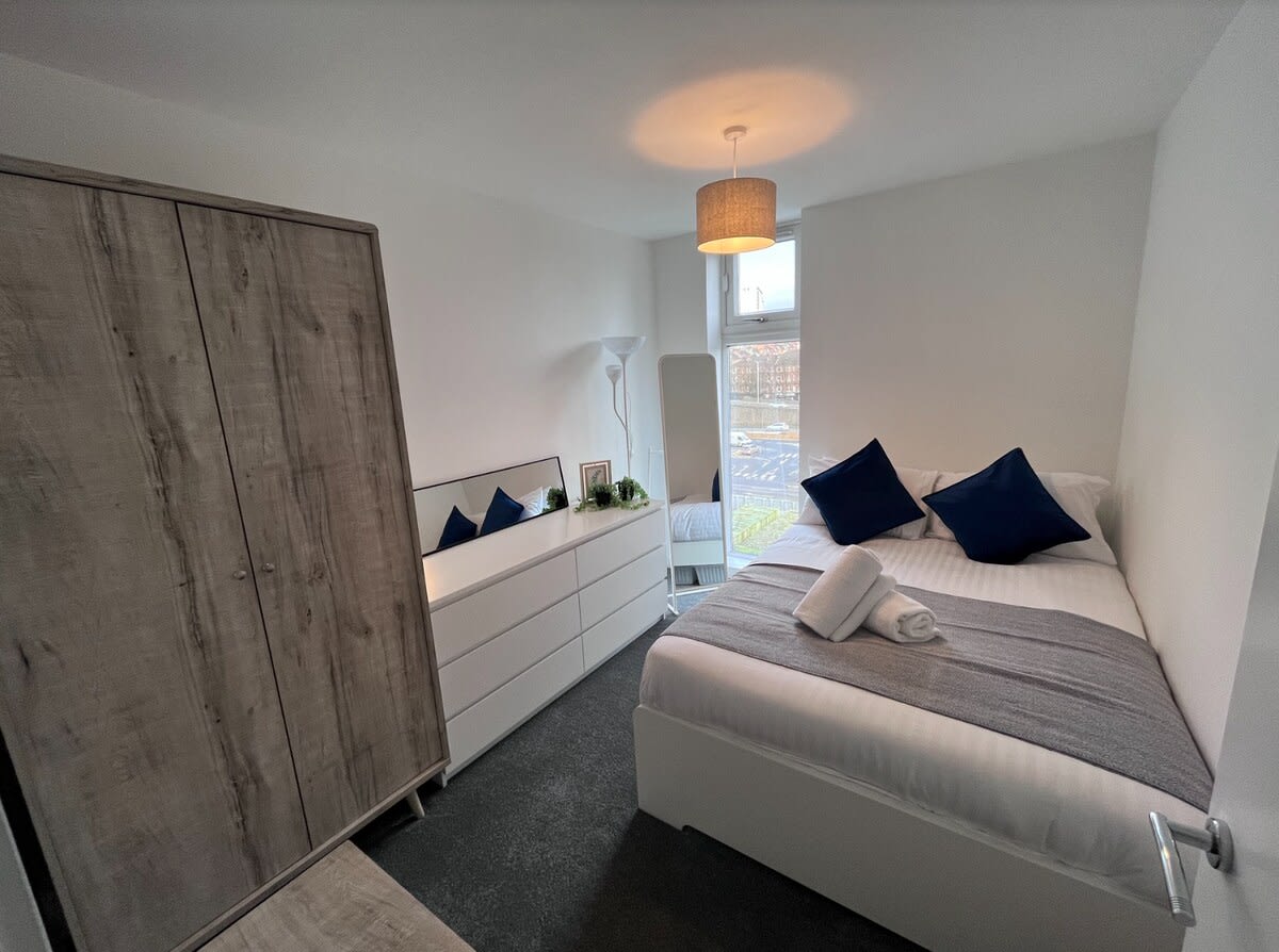 Modern 2 Bedroom Apartment in Glasgow Harbour Terraces 357 G11 6EB - Property image 12 - VivreStays