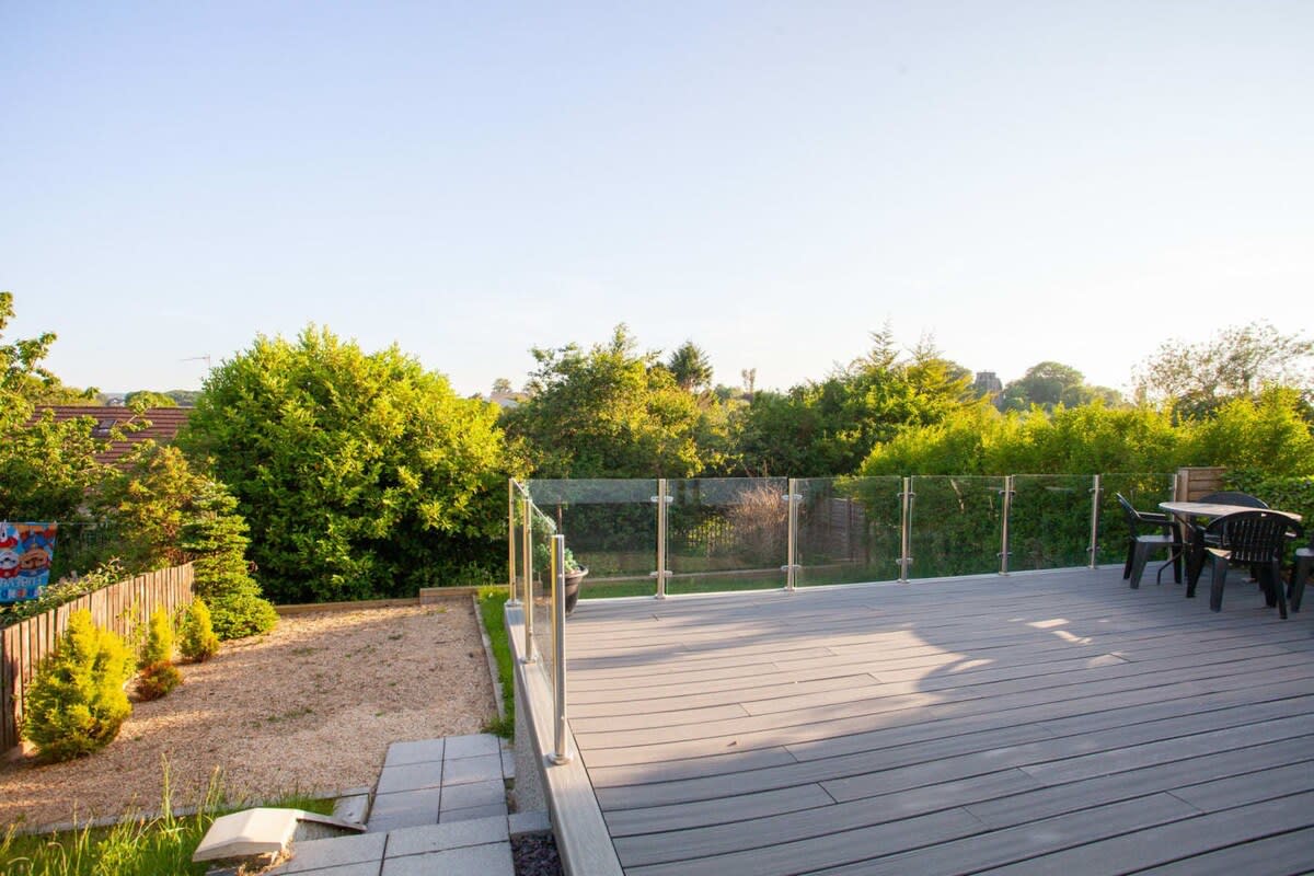 Beautiful House in Glasgow South Side! in 78 Barnbeth Road G53 5UQ - Property image 13 - VivreStays