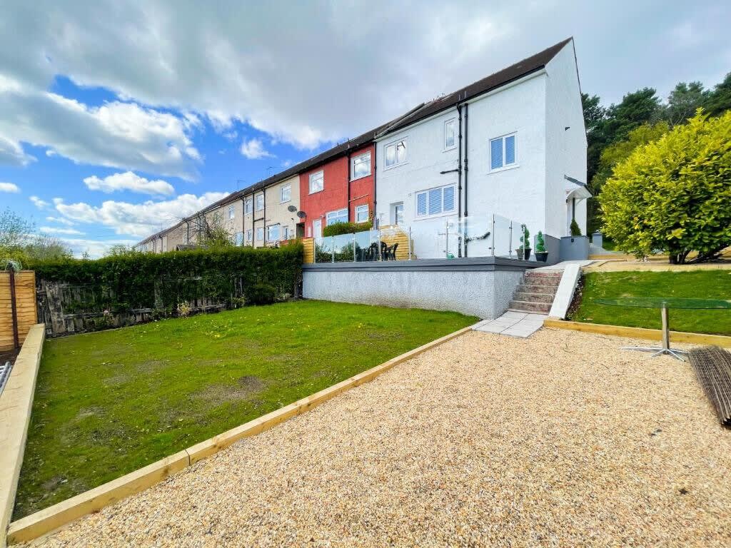 Beautiful House in Glasgow South Side! in 78 Barnbeth Road G53 5UQ - Property image 18 - VivreStays