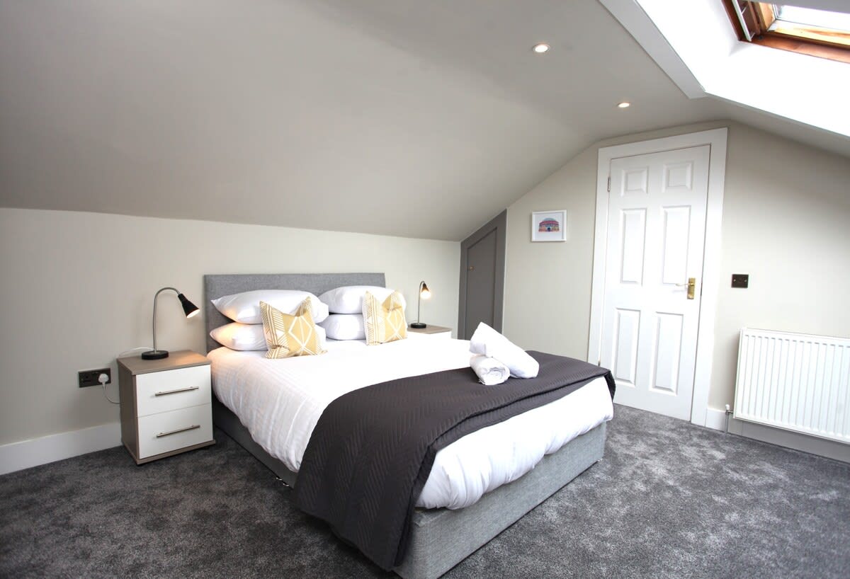 Stylish 3-Bed Flat in Glasgow in Crow Road 618 G13 1NP - Property image 16 - VivreStays