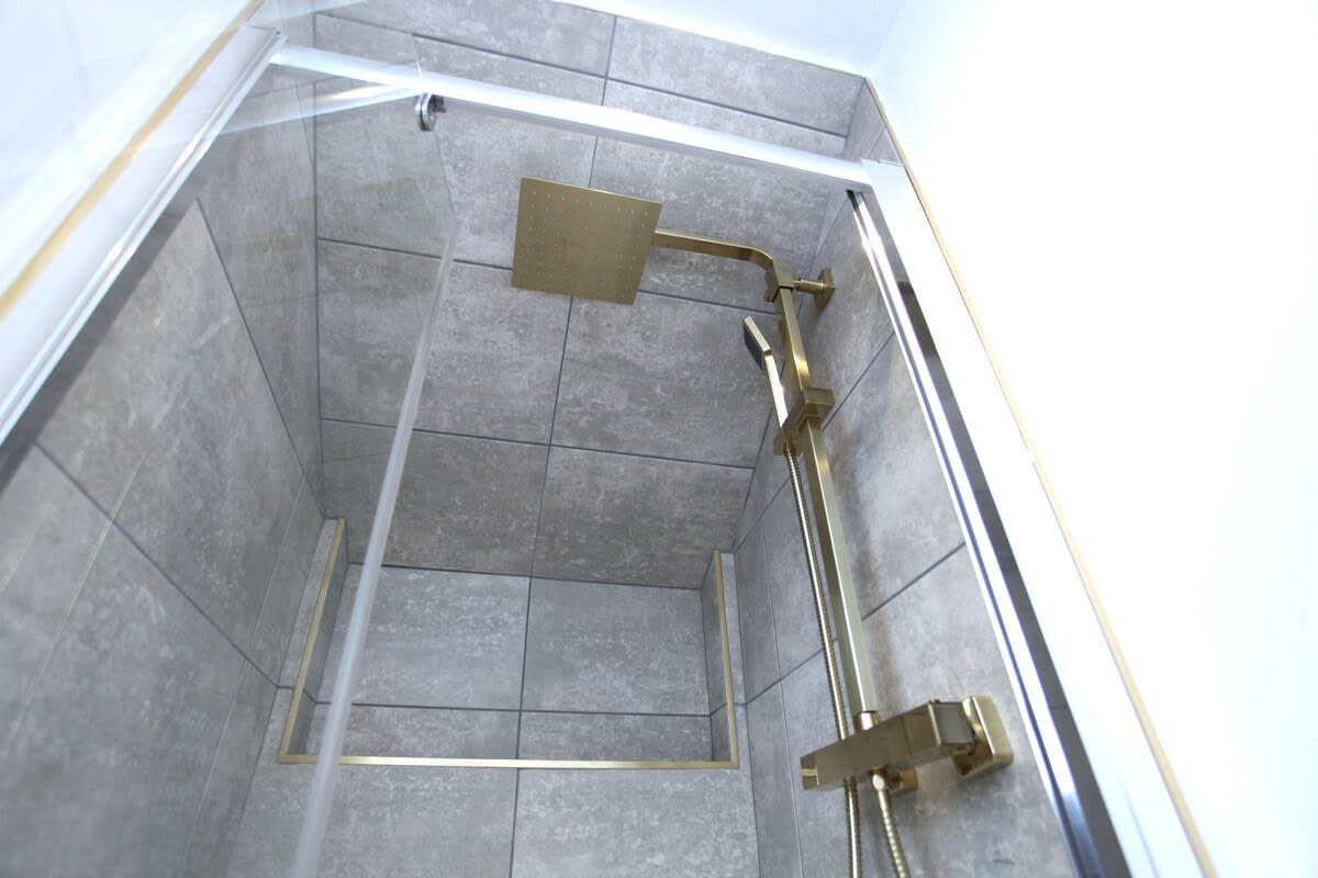 Stylish 3-Bed Flat in Glasgow in Crow Road 618 G13 1NP - Property image 23 - VivreStays