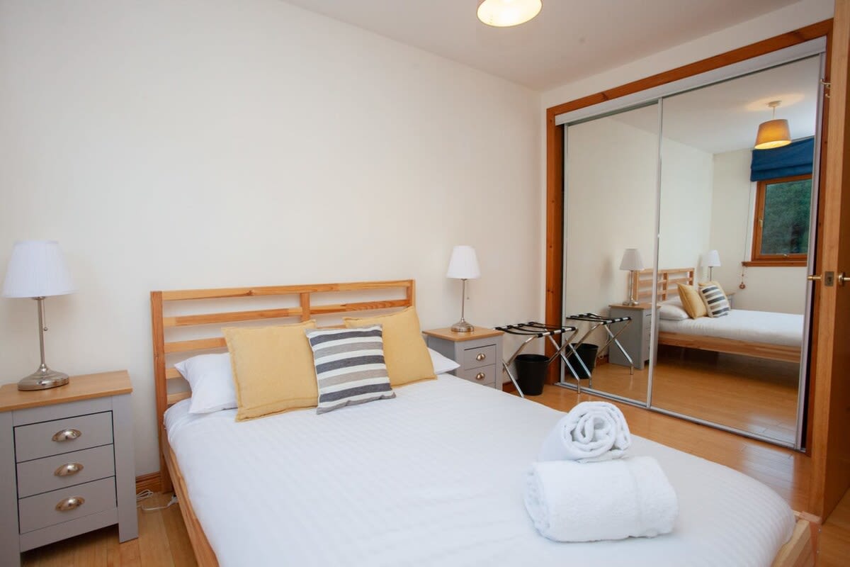 Modern Finnieston Apartment in Glasgow in 128 Kelvinhaugh Street G3 8PX - Property image 15 - VivreStays