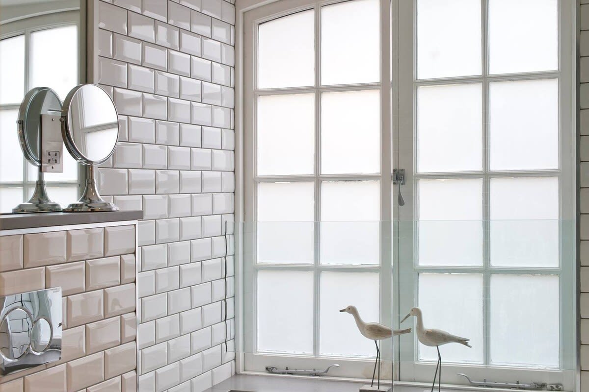 Modern 2-Bedroom Apartment, Notting Hill in 3 Westbourne Grove Mews W11 2RU - Property image 9 - VivreStays