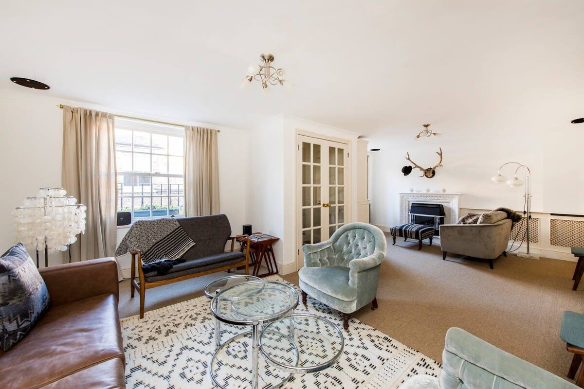 2 Bed Apartment, Notting Hill in 7A Ledbury Mews North W11 2AF - Property image 8 - VivreStays