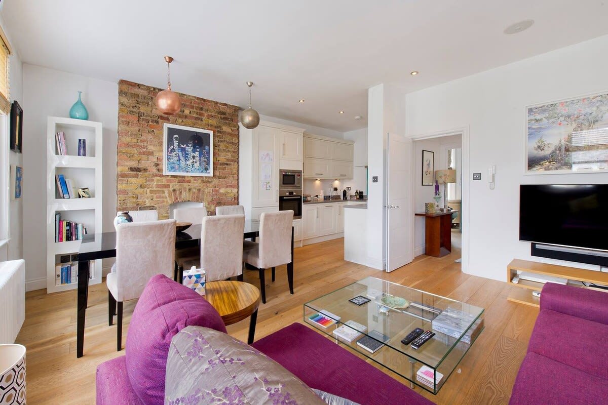 Charming 2-Bed in Shepherds Bush - Foto 1