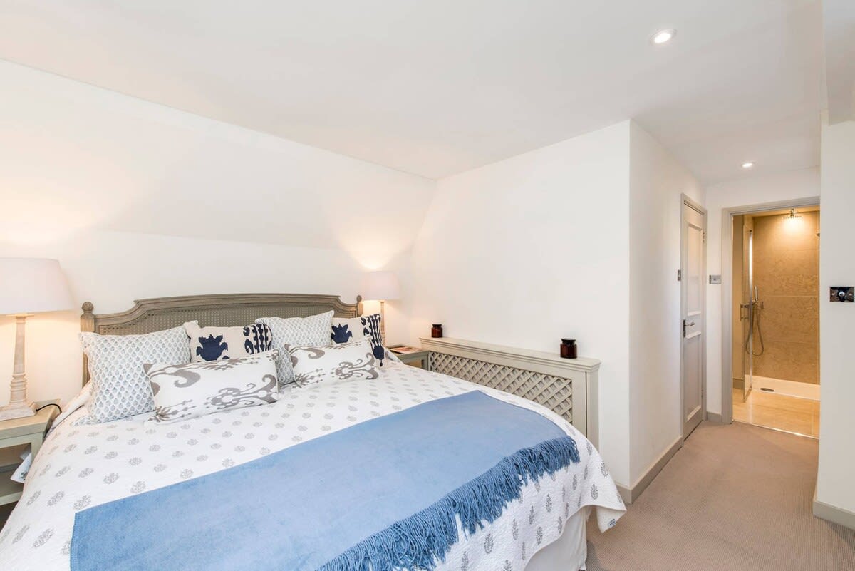 3 Bedroom Mews House - Marble Arch in 1A Frederick Close W2 2HD - Property image 18 - VivreStays