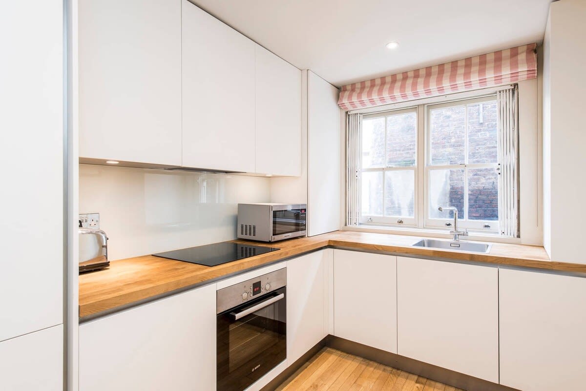 3 Bedroom Mews House - Marble Arch in 1A Frederick Close W2 2HD - Property image 31 - VivreStays