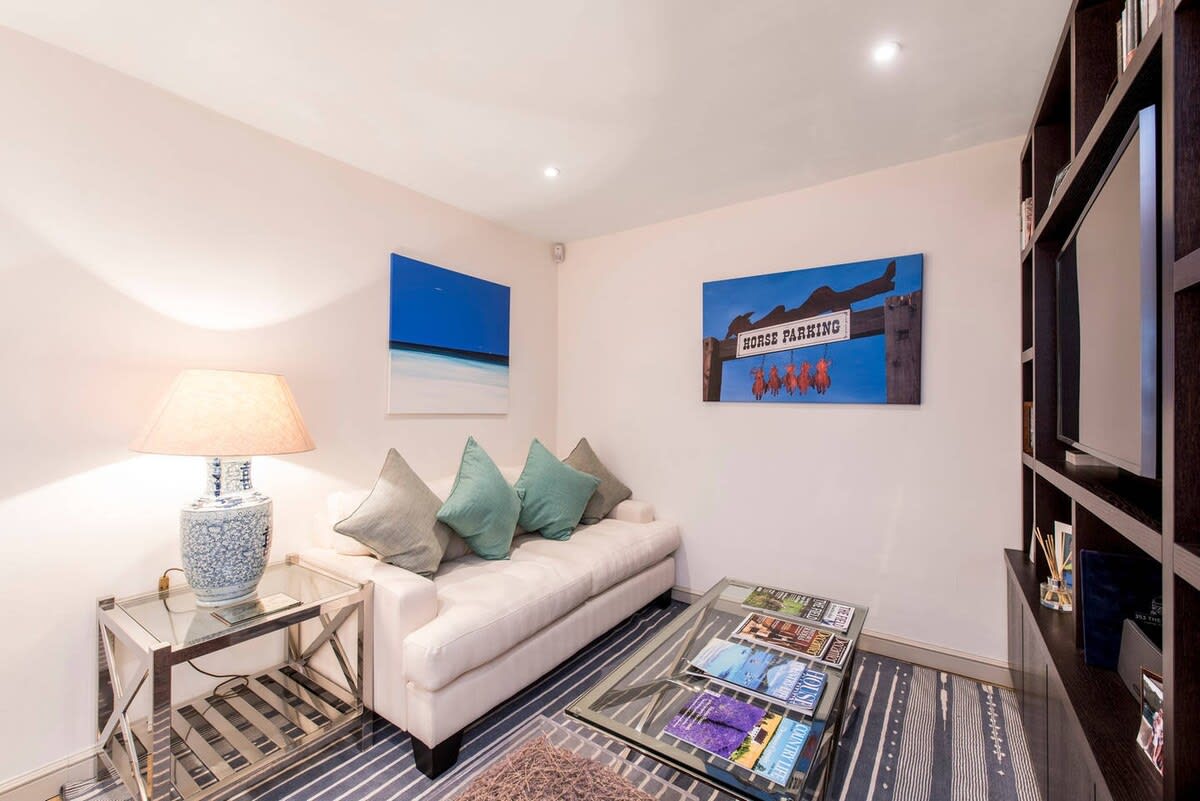 3 Bedroom Mews House - Marble Arch in 1A Frederick Close W2 2HD - Property image 6 - VivreStays