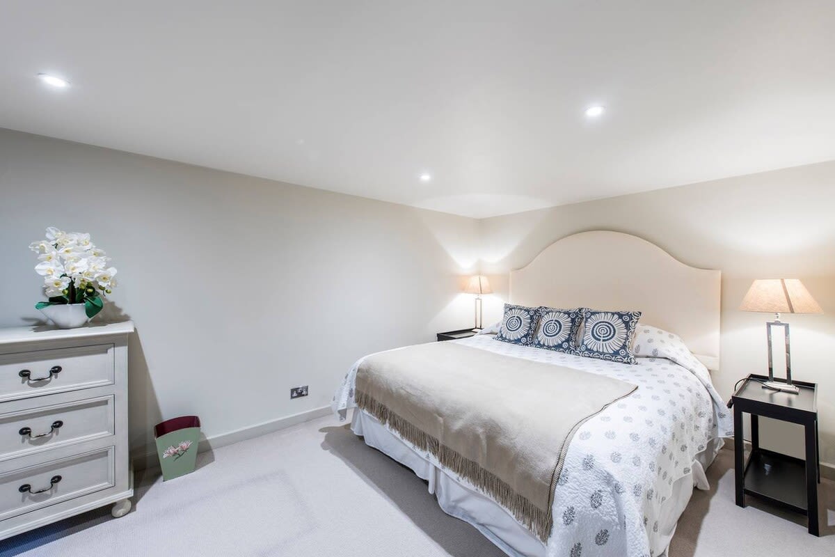 3 Bedroom Mews House - Marble Arch in 1A Frederick Close W2 2HD - Property image 10 - VivreStays
