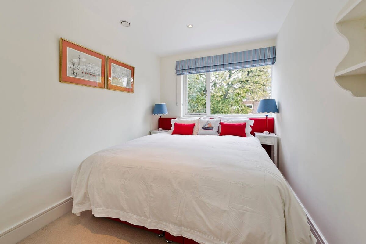 4 Bedroom House, Holland Park in 123 Woodsford Square W14 8DT - Property image 18 - VivreStays