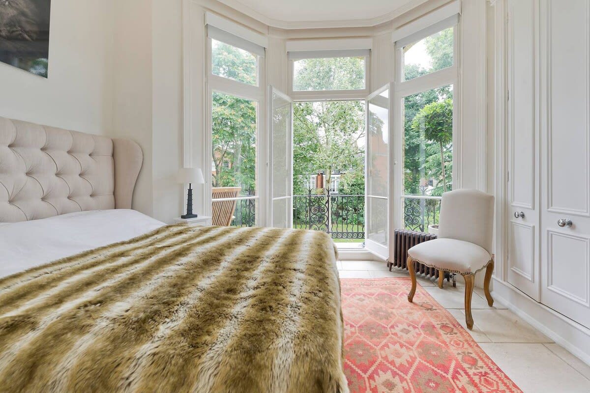 Cute 2-bed Chelsea Apartment in 104 Elm Park Gardens SW10 9PE - Property image 2 - VivreStays