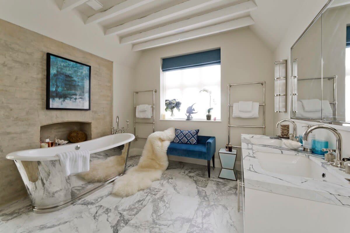 5 Bed House w/ indoor pool, sauna & private garden - Fulham in Fulham Palace Road SW6 6UB - Property image 16 - VivreStays