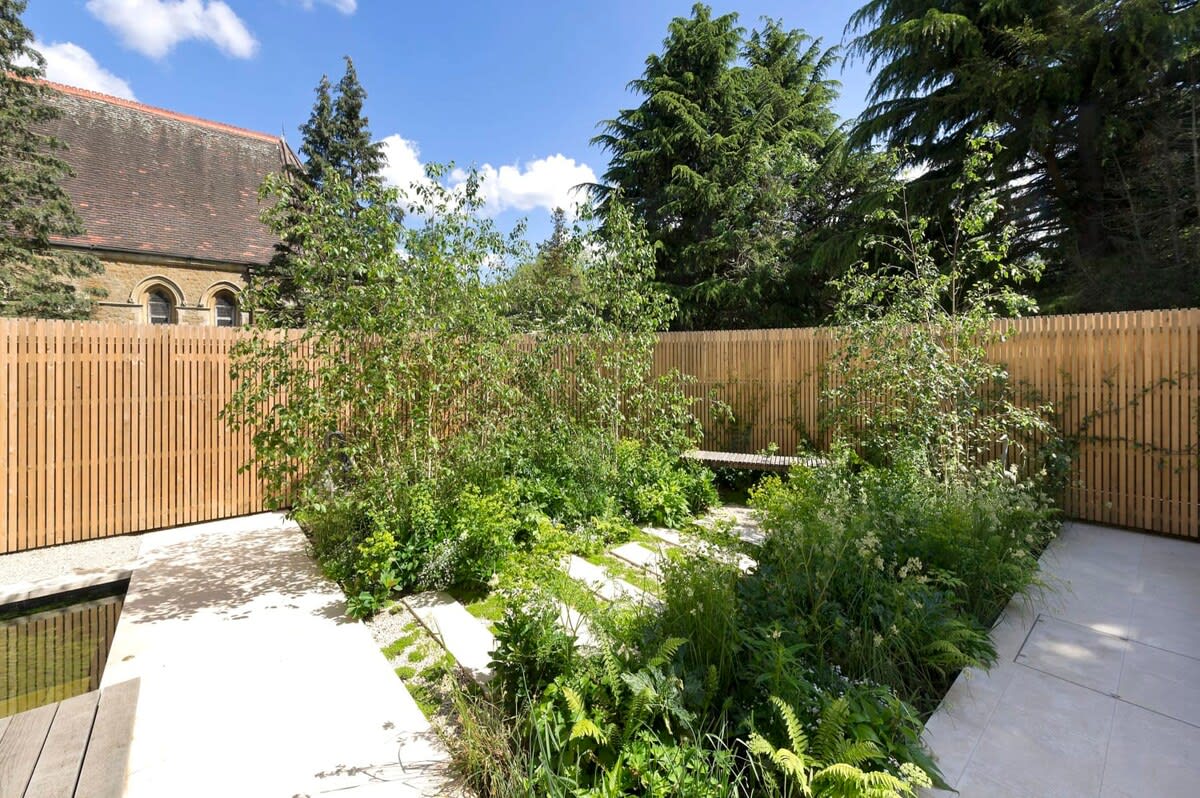 5 Bed House w/ indoor pool, sauna & private garden - Fulham in Fulham Palace Road SW6 6UB - Property image 59 - VivreStays