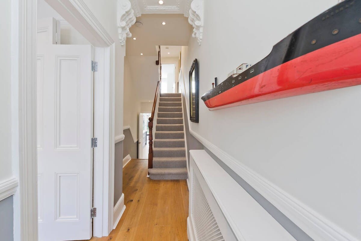 Spacious 4 Bed House, Battersea in 12 Berber Road SW11 6RZ - Property image 40 - VivreStays