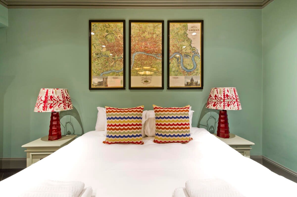 Colourful 3 Bed Kensington Garden Flat in Courtfield Gardens 20 SW5 0PD - Property image 9 - VivreStays