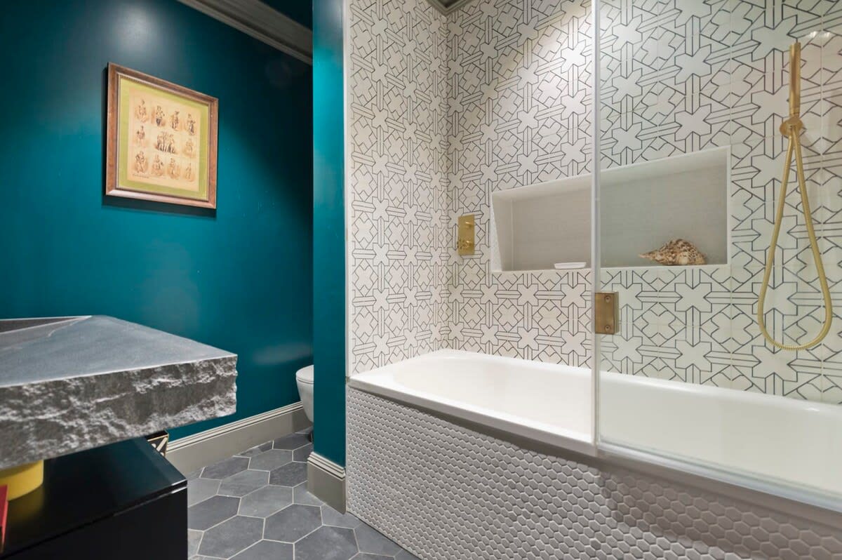 Colourful 3 Bed Kensington Garden Flat in Courtfield Gardens 20 SW5 0PD - Property image 17 - VivreStays