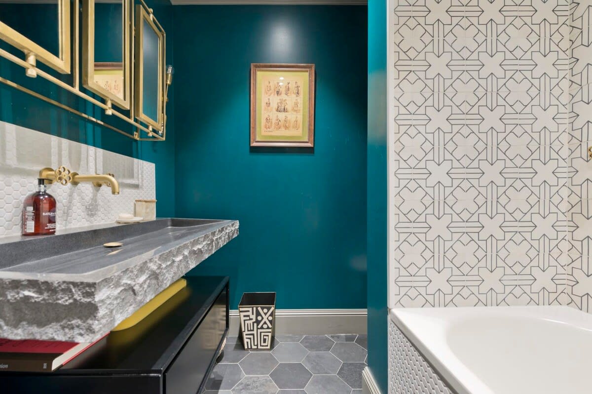 Colourful 3 Bed Kensington Garden Flat in Courtfield Gardens 20 SW5 0PD - Property image 11 - VivreStays
