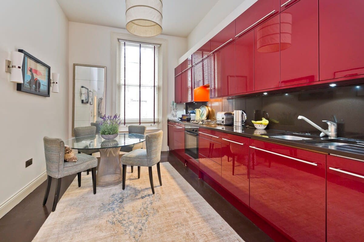 View Charming 1 Bed Flat, Chelsea in Westgate Terrace 26 SW10 9BJ Charming 1 Bed Flat, Chelsea in Westgate Terrace 26 SW10 9BJ - Property image 12 - VivreStays