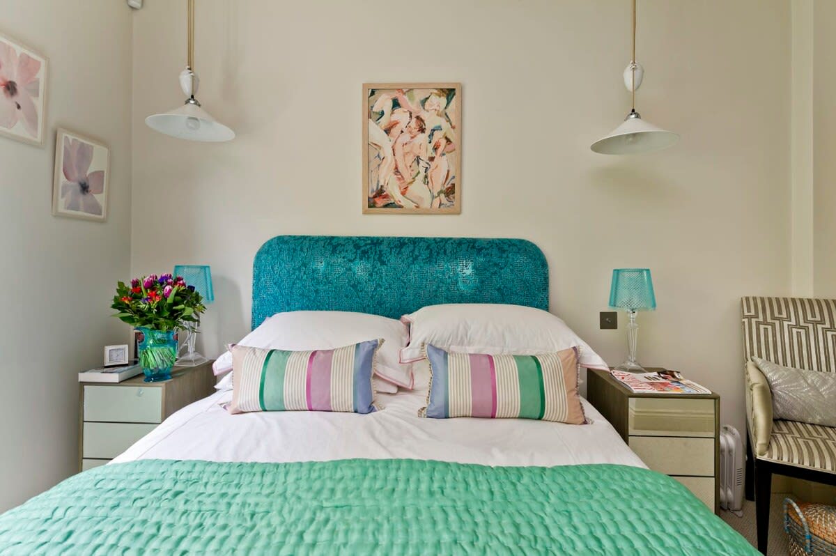 View Charming 1 Bed Flat, Chelsea in Westgate Terrace 26 SW10 9BJ Charming 1 Bed Flat, Chelsea in Westgate Terrace 26 SW10 9BJ - Property image 3 - VivreStays