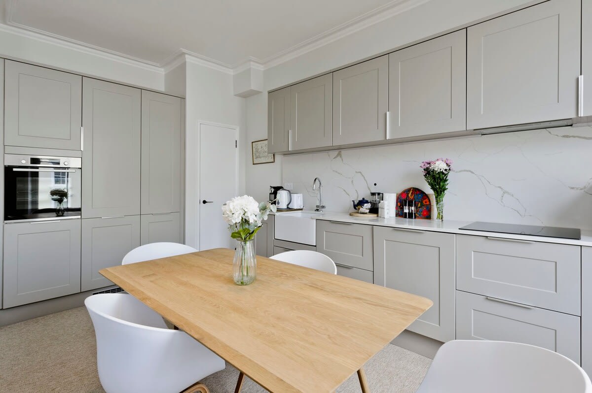Large & Wonderful 1 Bed, Pimlico in Belgrave Road 130 SW1V 2BL - Property image 8 - VivreStays