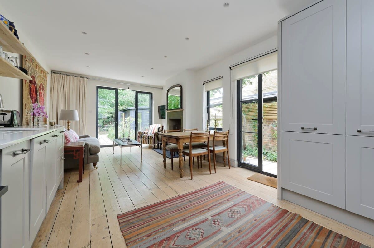 Gorgeous 1 Bed Garden Flat, Kensal in Doyle Gardens 2 NW10 3DA - Property image 9 - VivreStays