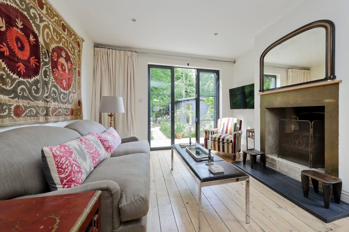Gorgeous 1 Bed Garden Flat, Kensal in Doyle Gardens 2 NW10 3DA - Property image 7 - VivreStays
