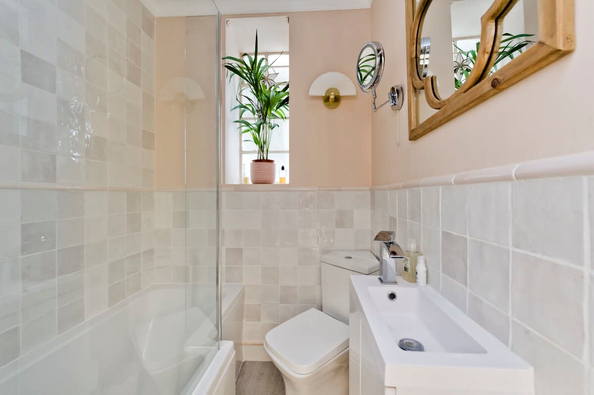 Spacious Studio Flat, Holland Park in 85 Holland Park W11 3RZ - Property image 14 - VivreStays