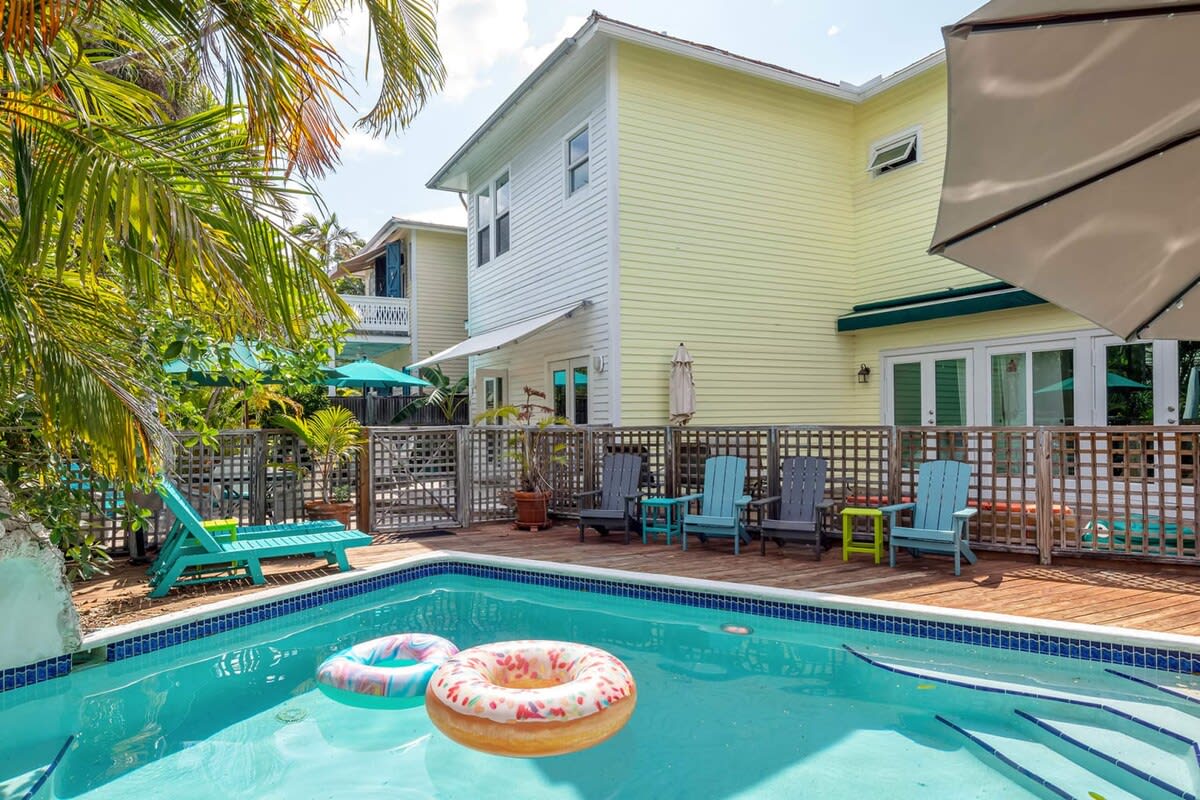 Sunnyside Up - Shared Pool - Key West, FL