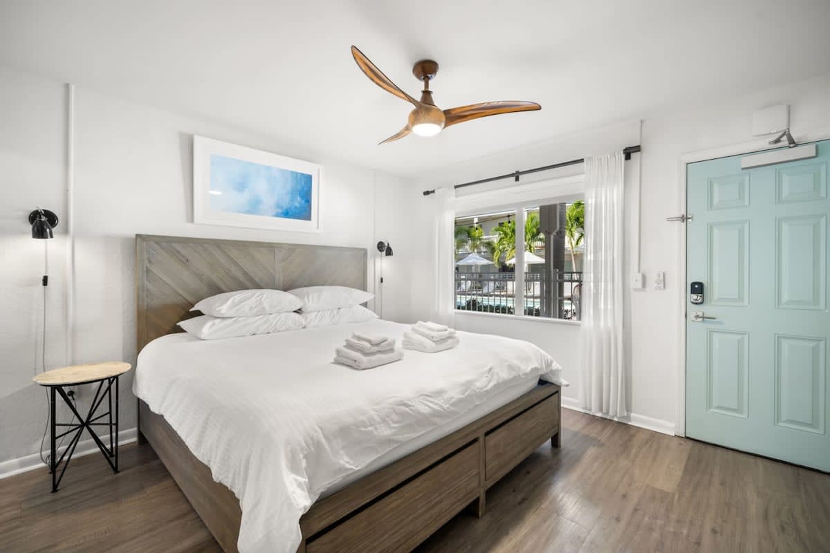 The Cabana Suite | Steps to the Beach! — Clearwater, FL — vacation rental